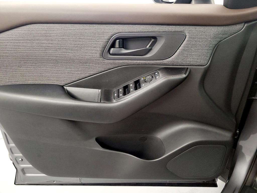 used 2023 Nissan Rogue car, priced at $21,998
