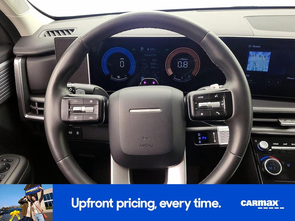 used 2024 Hyundai Santa Fe car, priced at $27,998