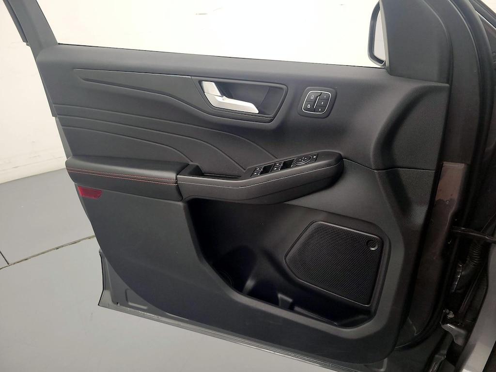 used 2022 Ford Escape car, priced at $22,998