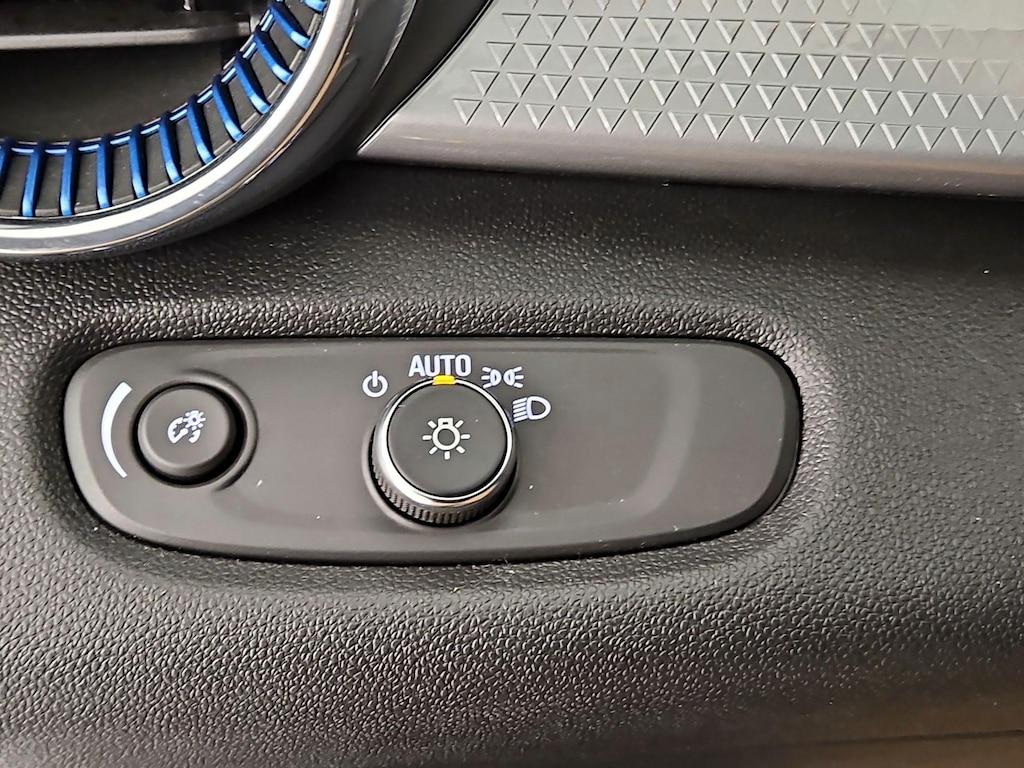 used 2025 Chevrolet Trax car, priced at $21,998