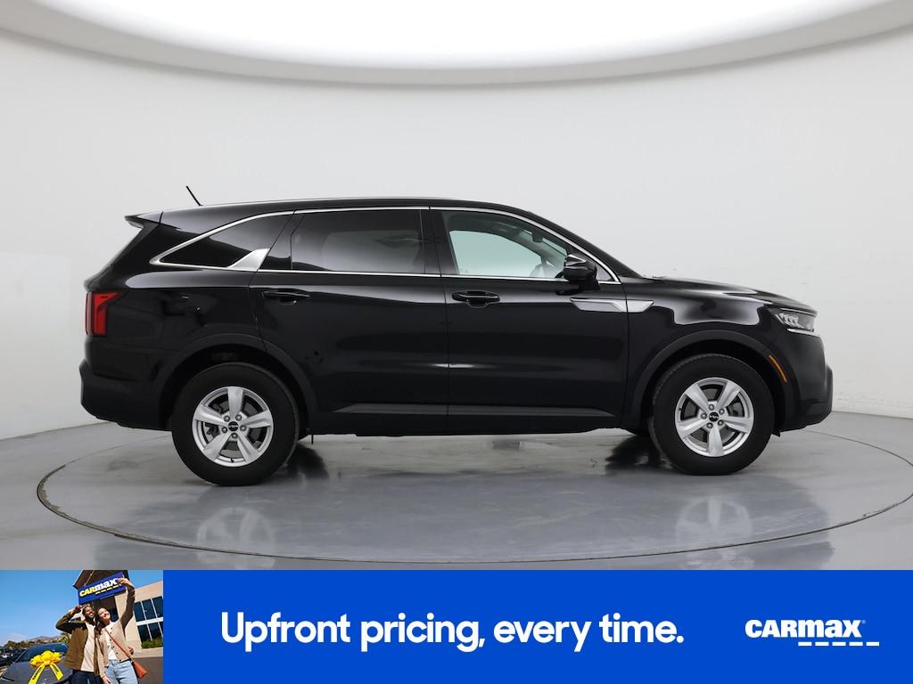 used 2023 Kia Sorento car, priced at $25,998