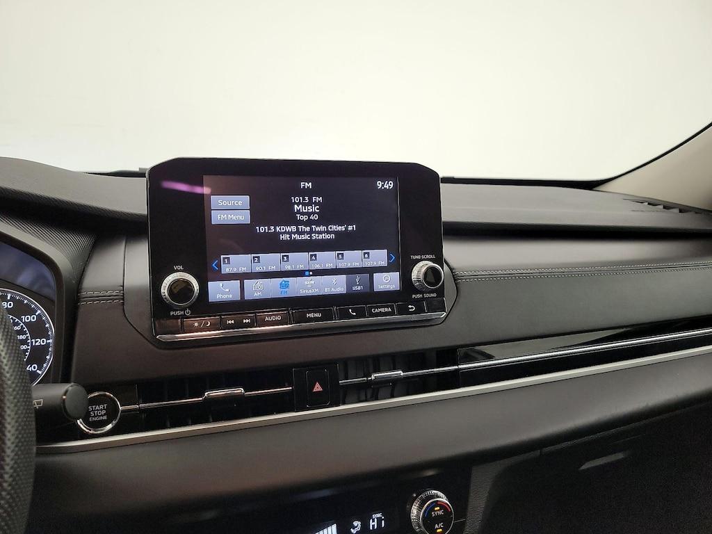 used 2024 Mitsubishi Outlander car, priced at $25,998