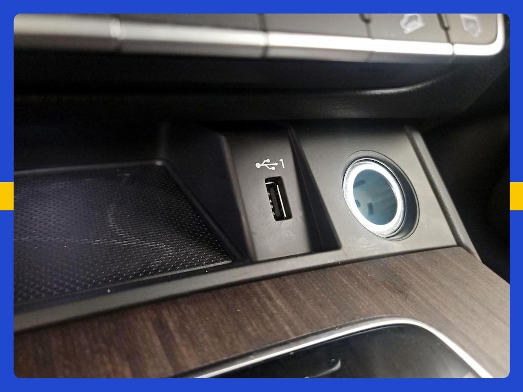 Audi Q5 view 23