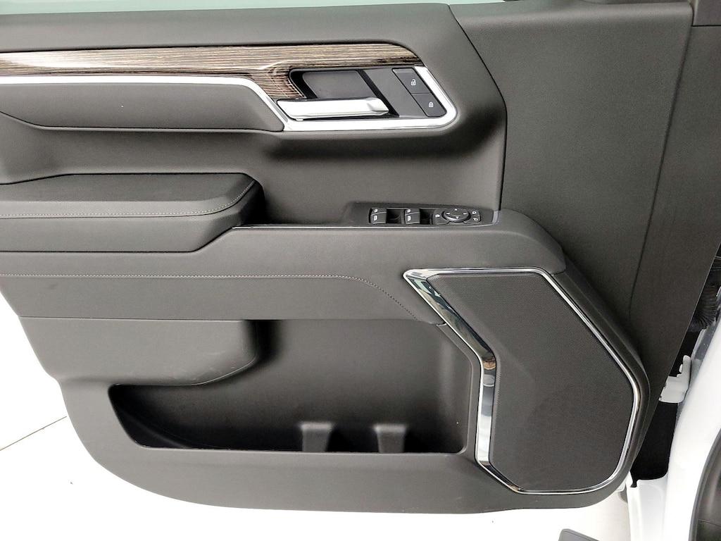 used 2025 GMC Sierra 1500 car, priced at $42,998