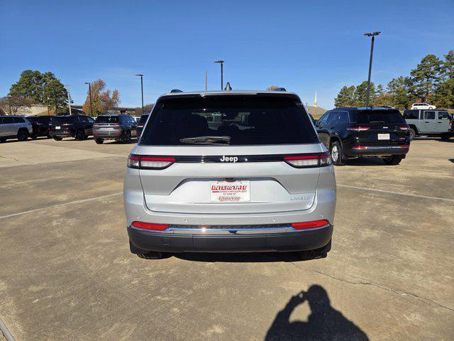 new 2025 Jeep Grand Cherokee car, priced at $40,800