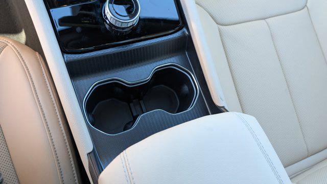 new 2026 Jeep Grand Cherokee car, priced at $49,910