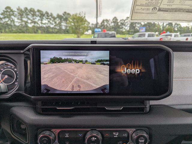 new 2025 Jeep Gladiator car, priced at $45,080