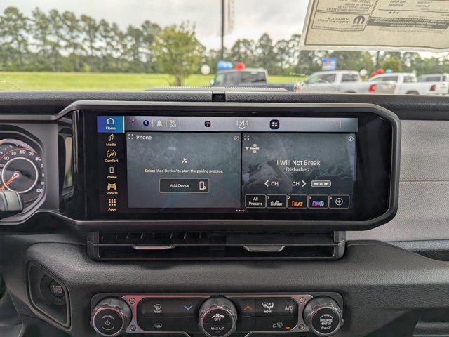 new 2025 Jeep Gladiator car, priced at $45,080