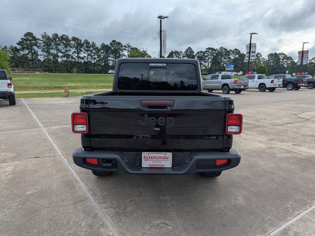 new 2025 Jeep Gladiator car, priced at $45,080