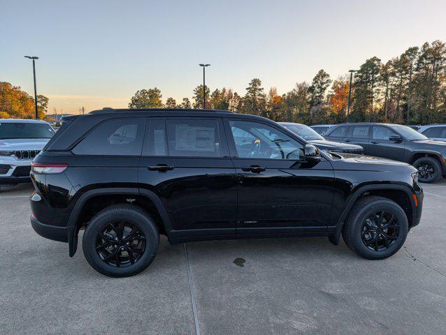 new 2025 Jeep Grand Cherokee car, priced at $44,655