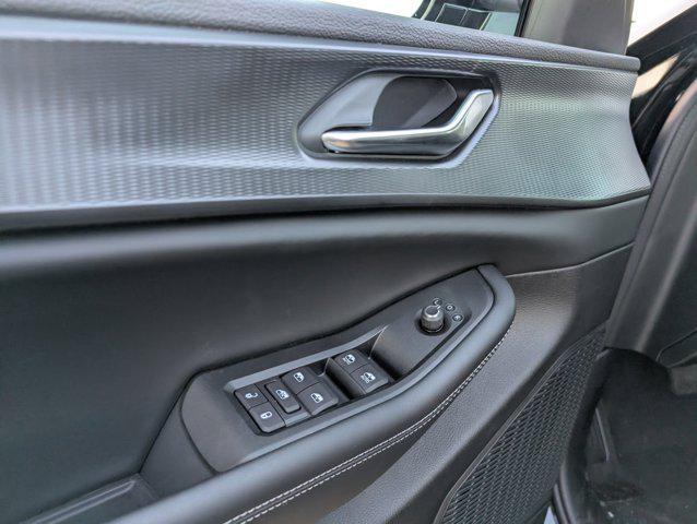 new 2025 Jeep Grand Cherokee car, priced at $44,655