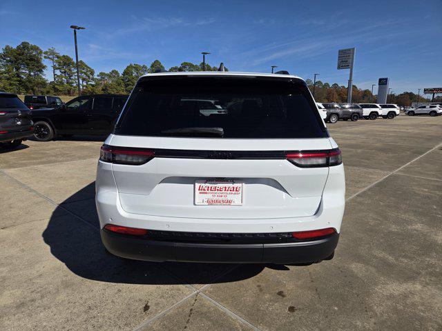 new 2025 Jeep Grand Cherokee car, priced at $44,560