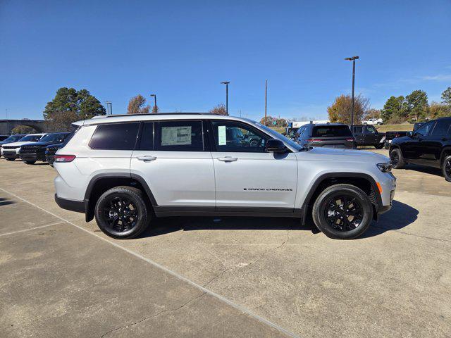 new 2025 Jeep Grand Cherokee L car, priced at $46,655