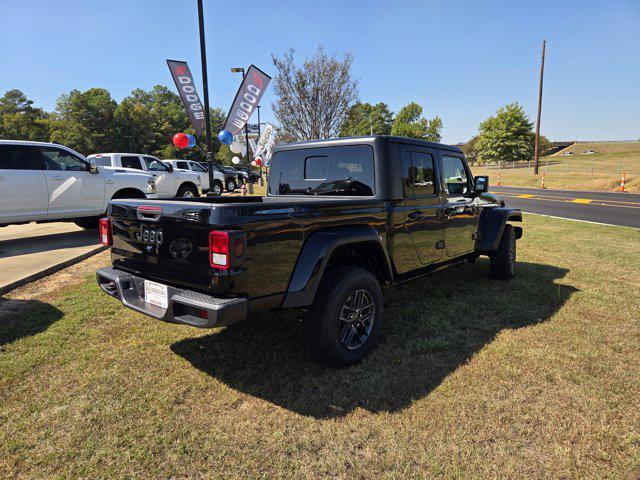 new 2025 Jeep Gladiator car, priced at $40,700