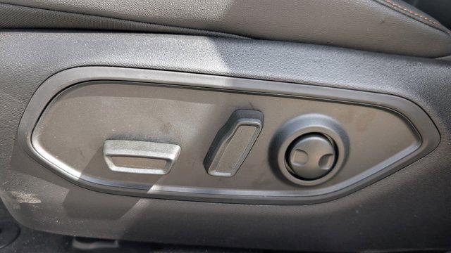 new 2026 Jeep Cherokee car, priced at $41,995