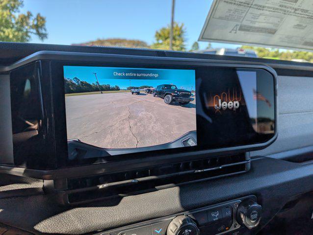 new 2025 Jeep Gladiator car, priced at $48,105