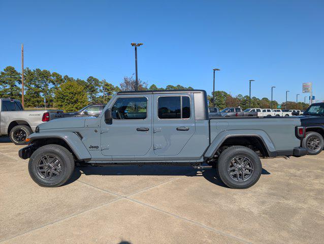 new 2025 Jeep Gladiator car, priced at $48,105