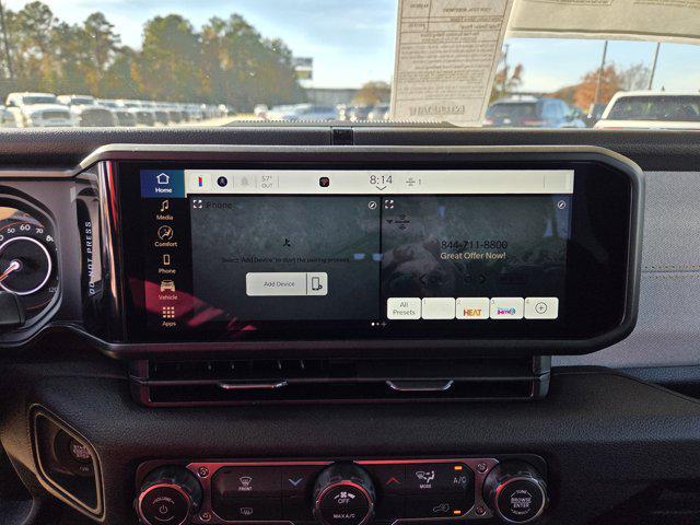 new 2025 Jeep Gladiator car, priced at $46,015