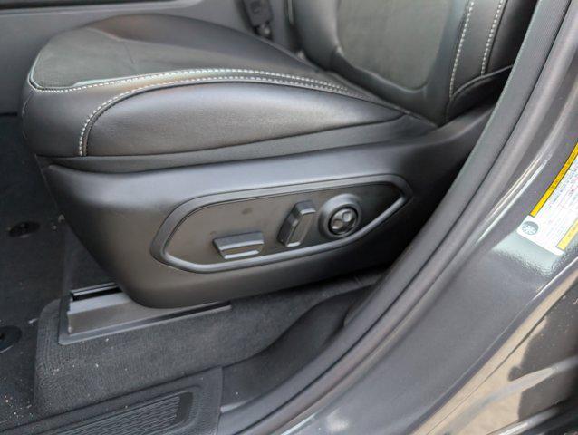 new 2025 Jeep Grand Cherokee car, priced at $44,655