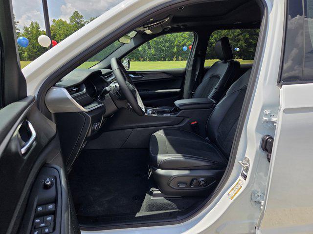 new 2025 Jeep Grand Cherokee L car, priced at $47,780