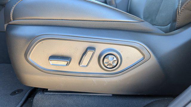 new 2025 Jeep Grand Cherokee L car, priced at $47,160