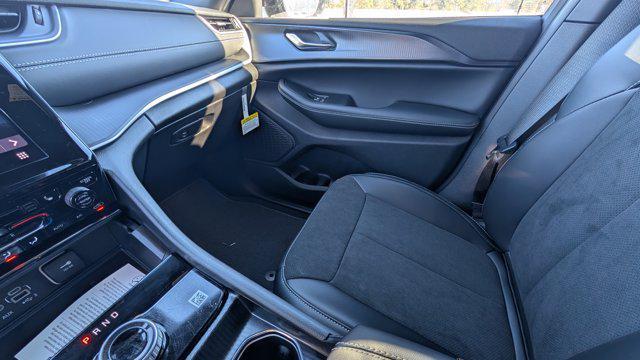 new 2025 Jeep Grand Cherokee L car, priced at $47,160