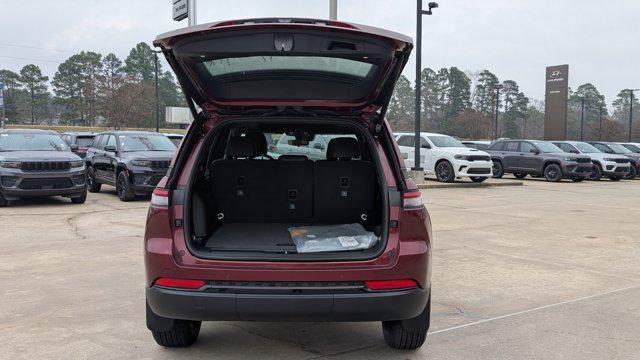 new 2025 Jeep Grand Cherokee car, priced at $45,155