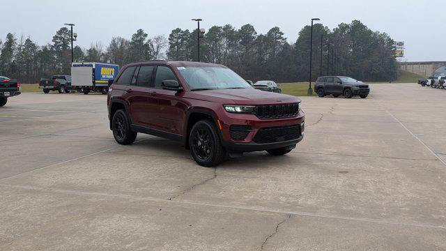 new 2025 Jeep Grand Cherokee car, priced at $45,155