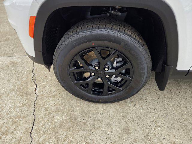 new 2025 Jeep Grand Cherokee L car, priced at $46,060