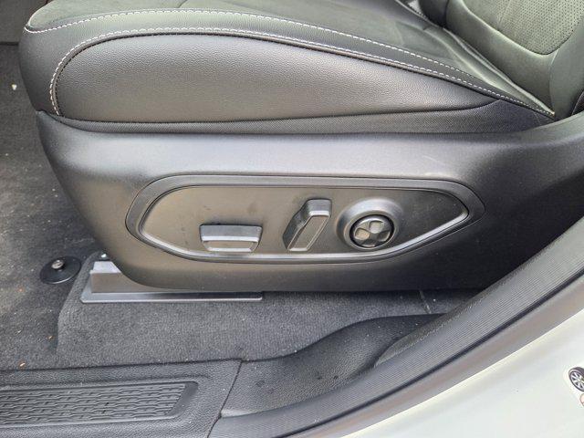 new 2025 Jeep Grand Cherokee L car, priced at $46,060