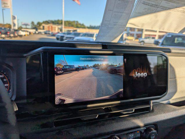 new 2025 Jeep Gladiator car, priced at $48,105