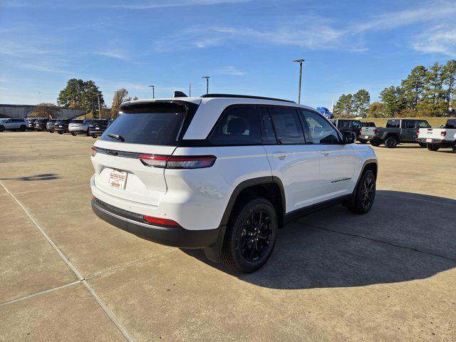 new 2025 Jeep Grand Cherokee car, priced at $44,060