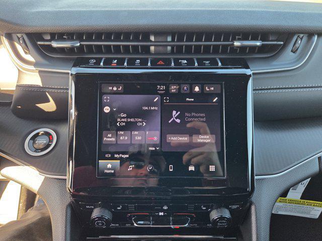 new 2025 Jeep Grand Cherokee car, priced at $44,060