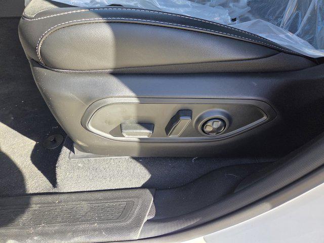 new 2025 Jeep Grand Cherokee car, priced at $44,060