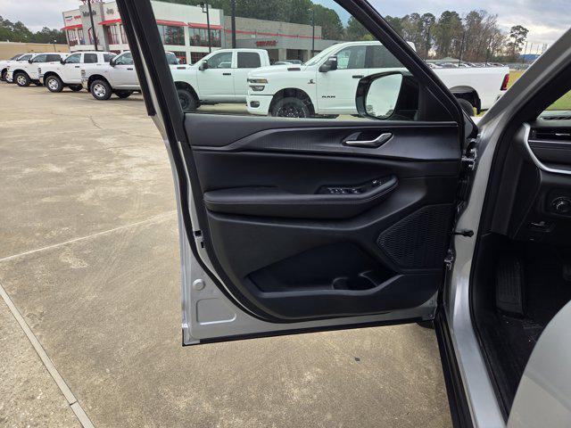 new 2025 Jeep Grand Cherokee L car, priced at $47,755