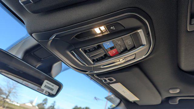 new 2025 Jeep Grand Cherokee car, priced at $45,755