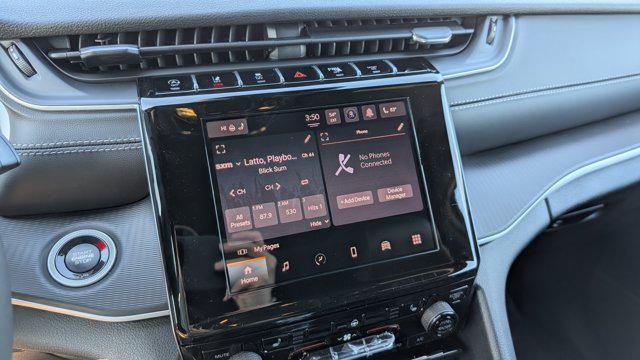 new 2025 Jeep Grand Cherokee car, priced at $45,755