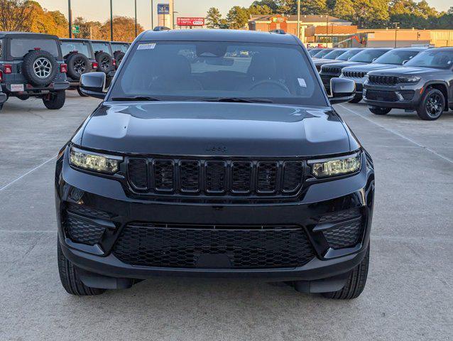 new 2025 Jeep Grand Cherokee car, priced at $45,155