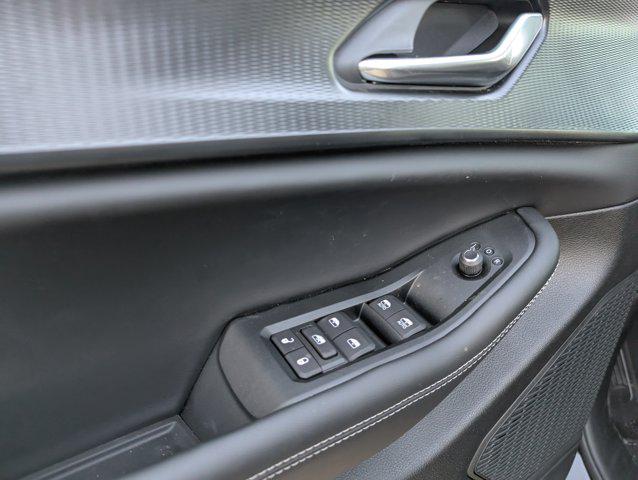 new 2025 Jeep Grand Cherokee car, priced at $45,155