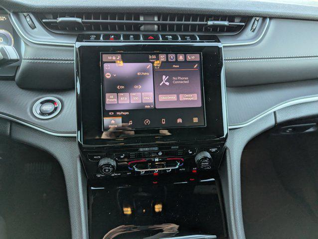 new 2025 Jeep Grand Cherokee car, priced at $45,155