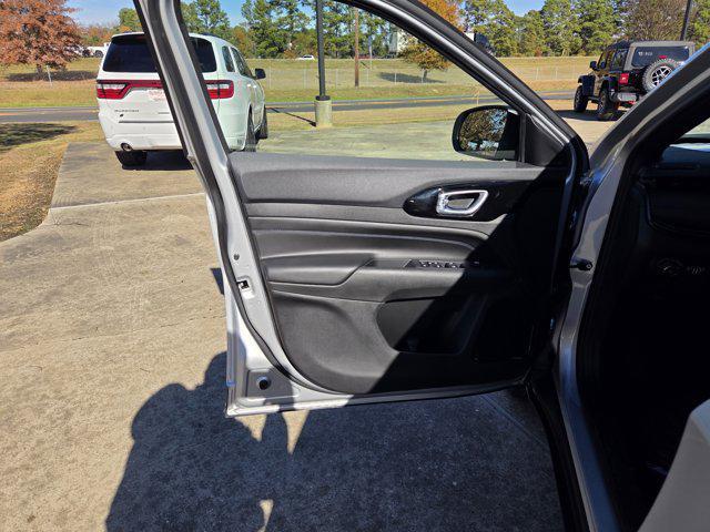 new 2026 Jeep Compass car, priced at $34,080