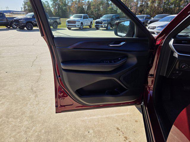 new 2025 Jeep Grand Cherokee L car, priced at $46,655