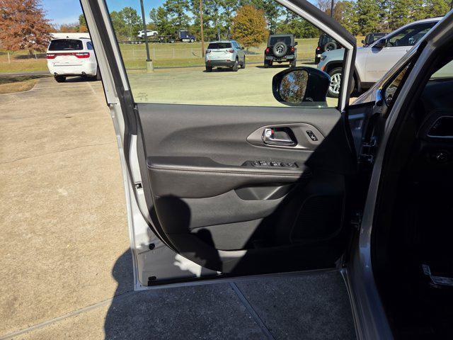 new 2026 Chrysler Pacifica car, priced at $46,135