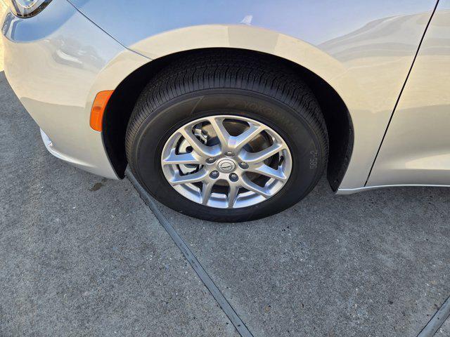 new 2026 Chrysler Pacifica car, priced at $46,135