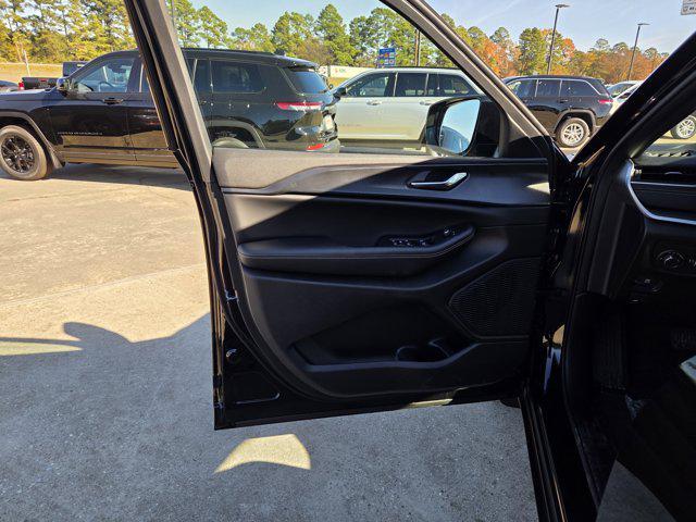 new 2025 Jeep Grand Cherokee L car, priced at $47,755