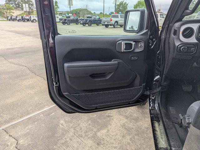 new 2025 Jeep Wrangler car, priced at $42,480