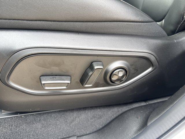 new 2025 Jeep Grand Cherokee car, priced at $48,050