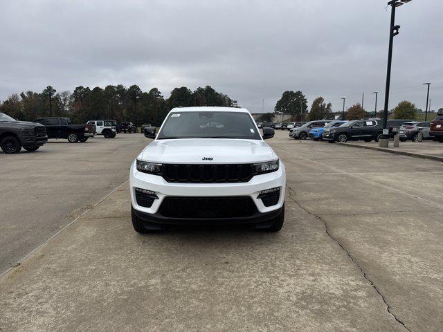 new 2025 Jeep Grand Cherokee car, priced at $48,050