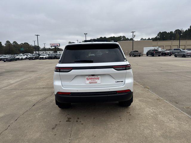 new 2025 Jeep Grand Cherokee car, priced at $48,050