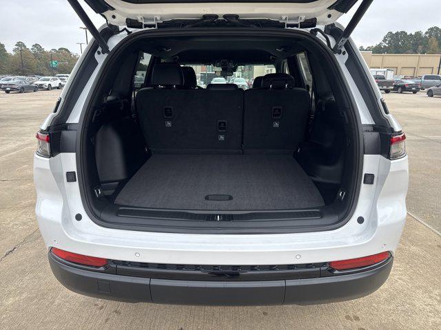 new 2025 Jeep Grand Cherokee car, priced at $48,050